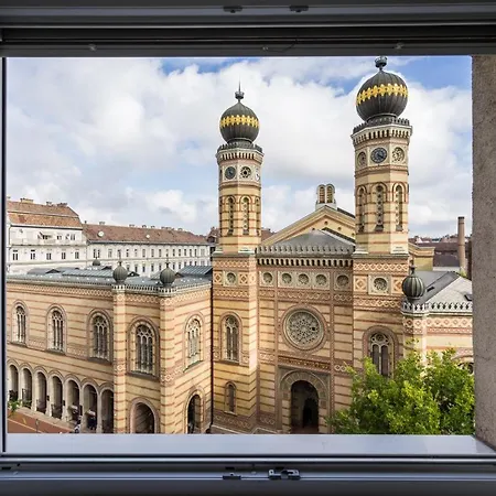 アパート Breathless Panorama Synagogue Elegant Attic Free Parking Reservation Needed *
