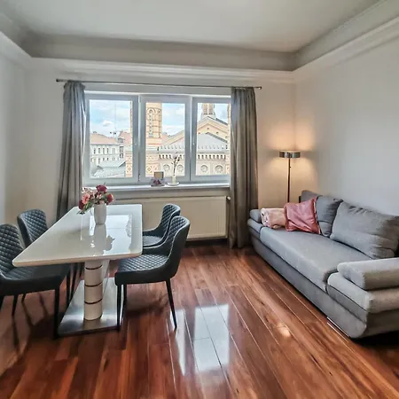 アパート Breathless Panorama Synagogue Elegant Attic Free Parking Reservation Needed *