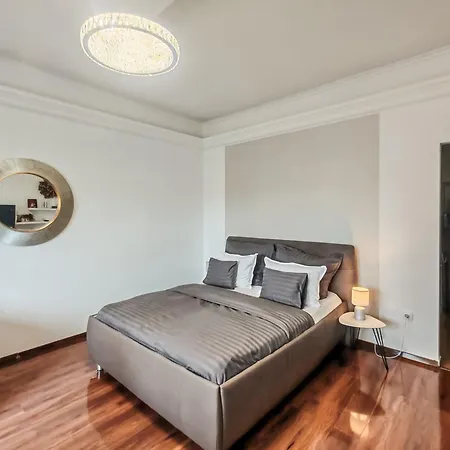 Amora Homes Breathless Panorama Synagogue Elegant Attic Free Parking Reservation Needed Apartment *